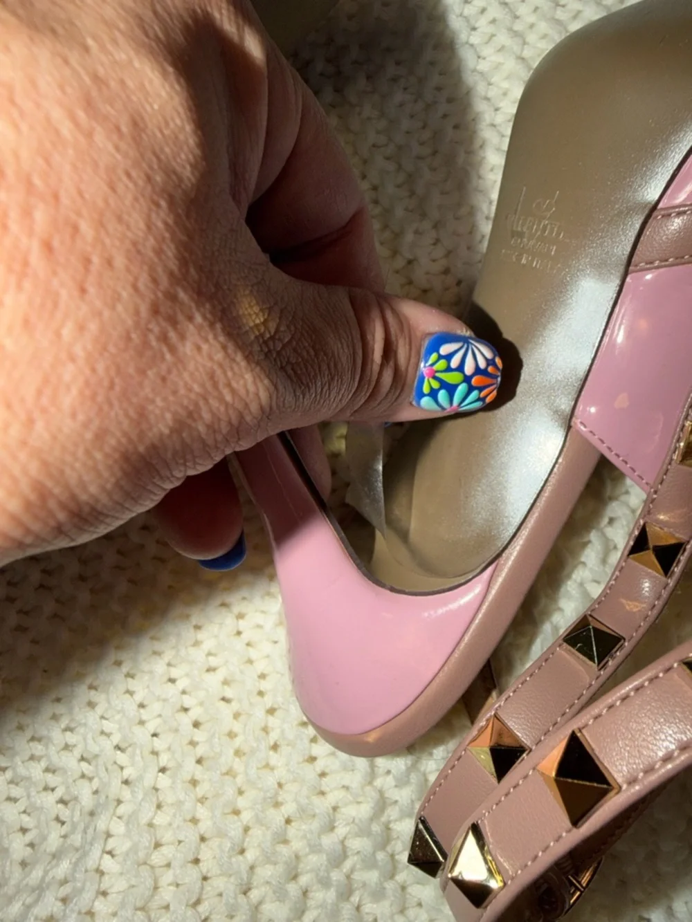 Valentino Garavani Pink Patent Leather Rockstud Pointed Slingbacks - Picture 5 of 5